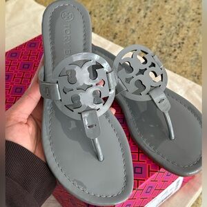 Tory Burch Women's miller patent Gray Sandals